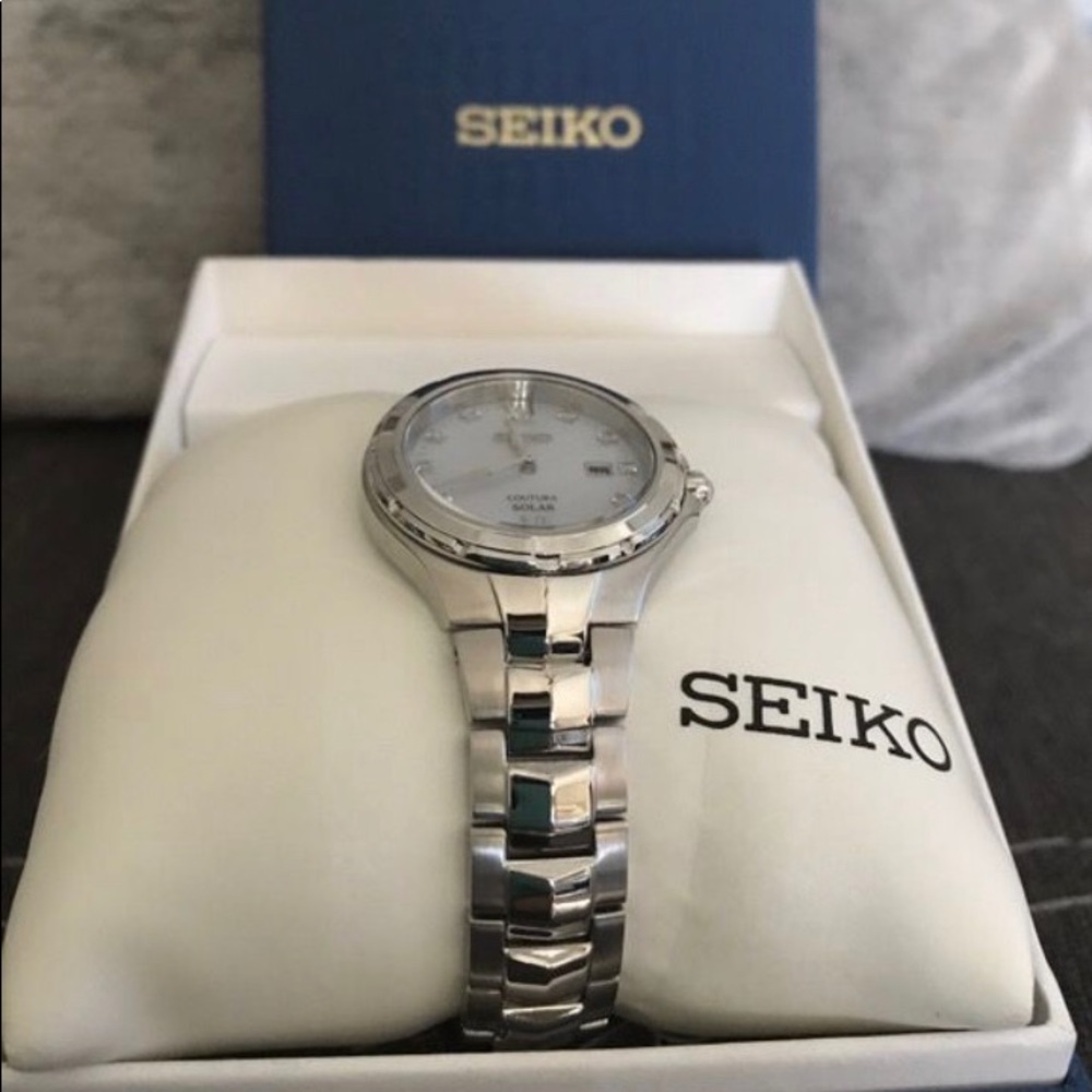 Women’s silver seiko watch with diamond detail